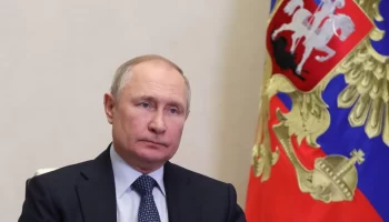 «Нужно держать руку на пульсе»: Владимир Путин заявил о стабилизации ситуации в экономике России