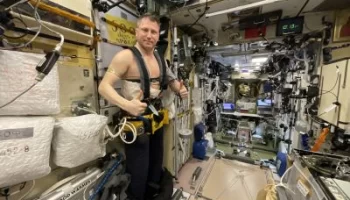 Космонавты на МКС готовят грузы к возвращению на Землю на корабле «Союз МС-23»